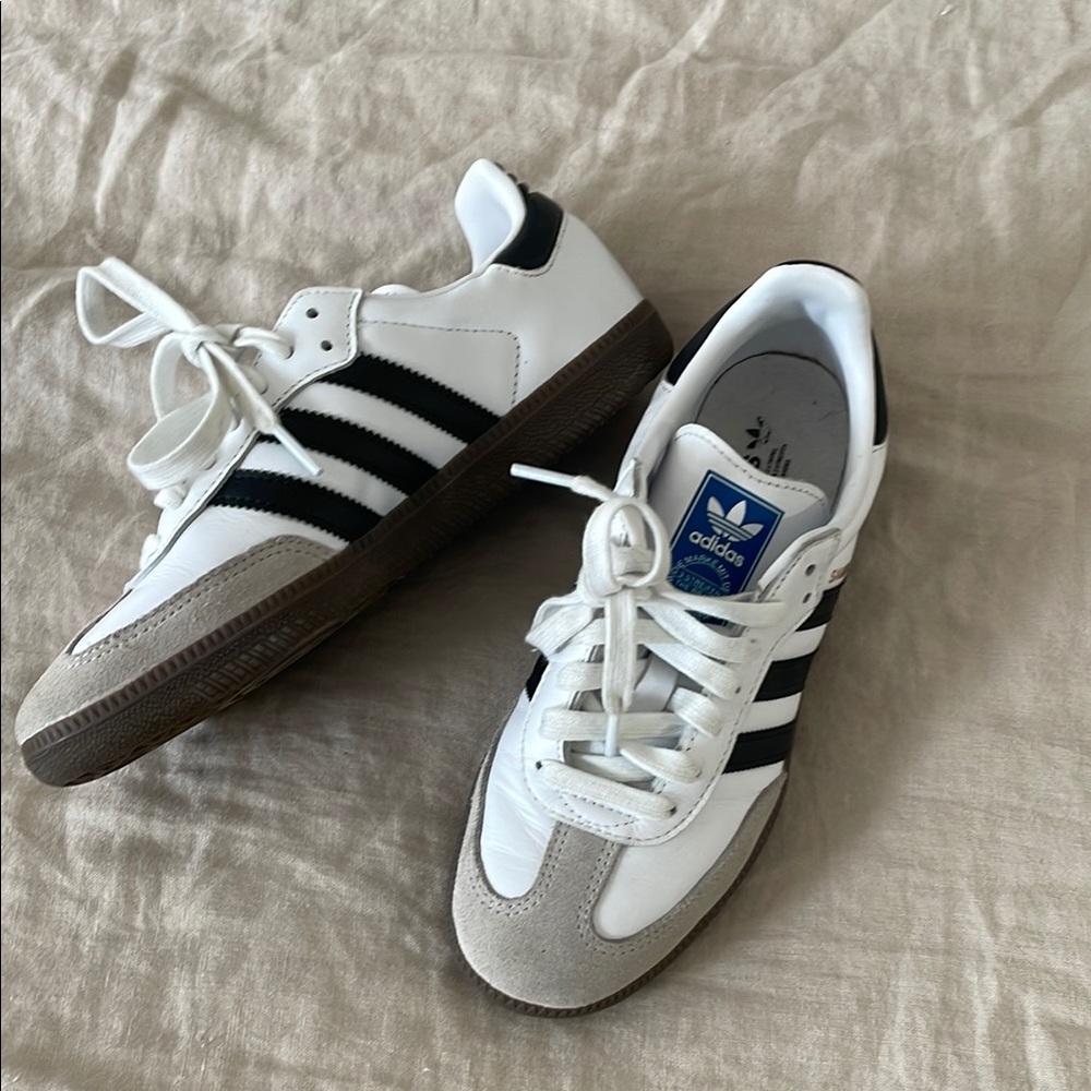 Adidas Samba Sneakers